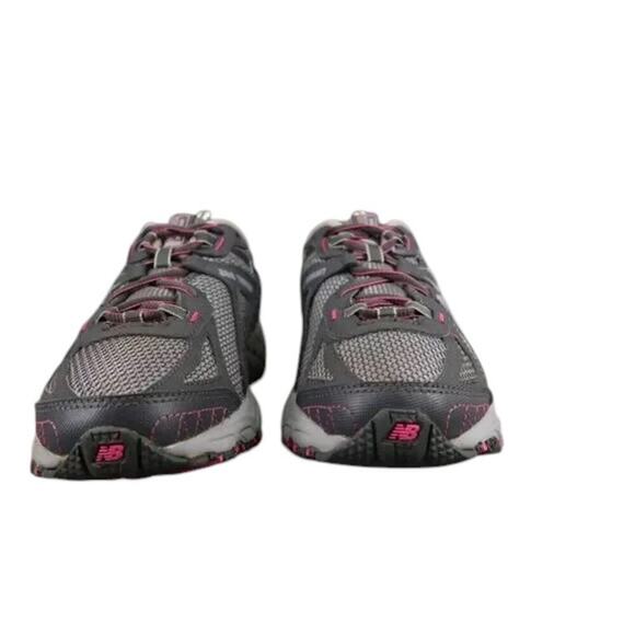 New Balance Shoe Womens 8 Athletic All Terrain Trail Running Walk Outdoor 411v2 - Picture 2 of 13